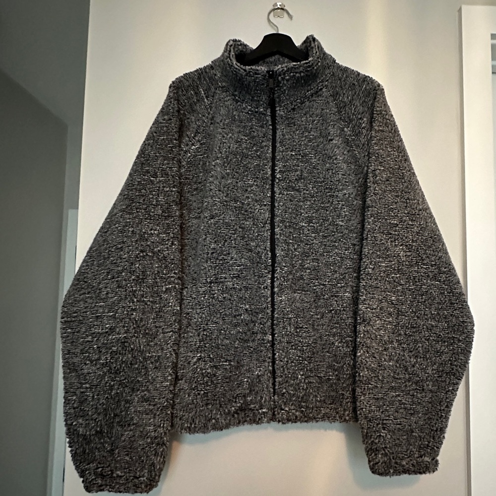Urban Outfitters BDG Raglan High Pile Fleece Mock Neck Full Zip Jacket